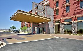 Hampton Inn & Suites Scottsdale At Talking Stick